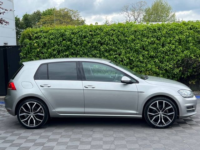 Image for 2015 Volkswagen Golf R-LINE PACK 1.2 TSI // FULL SERVICE HISTORY // BLUETOOTH MUSIC // BRAND NEW 19" ALLOYS 