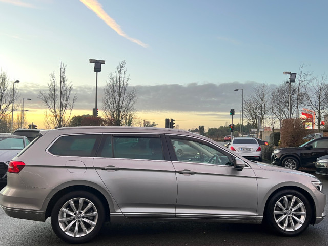 Image for 2016 Volkswagen Passat 2.0 TDI 150HP HIGHLINE ESTATE AUTO *HIGH SPEC*