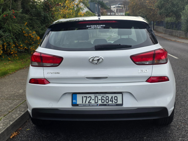 Image for 2017 Hyundai i30 i 30 Deluxe 5DR