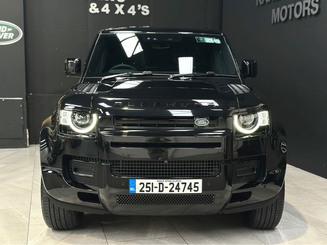Image for 2025 Land Rover Defender 110 3.0 D250 HARD TOP DYNAMIC SE 3 SEATS