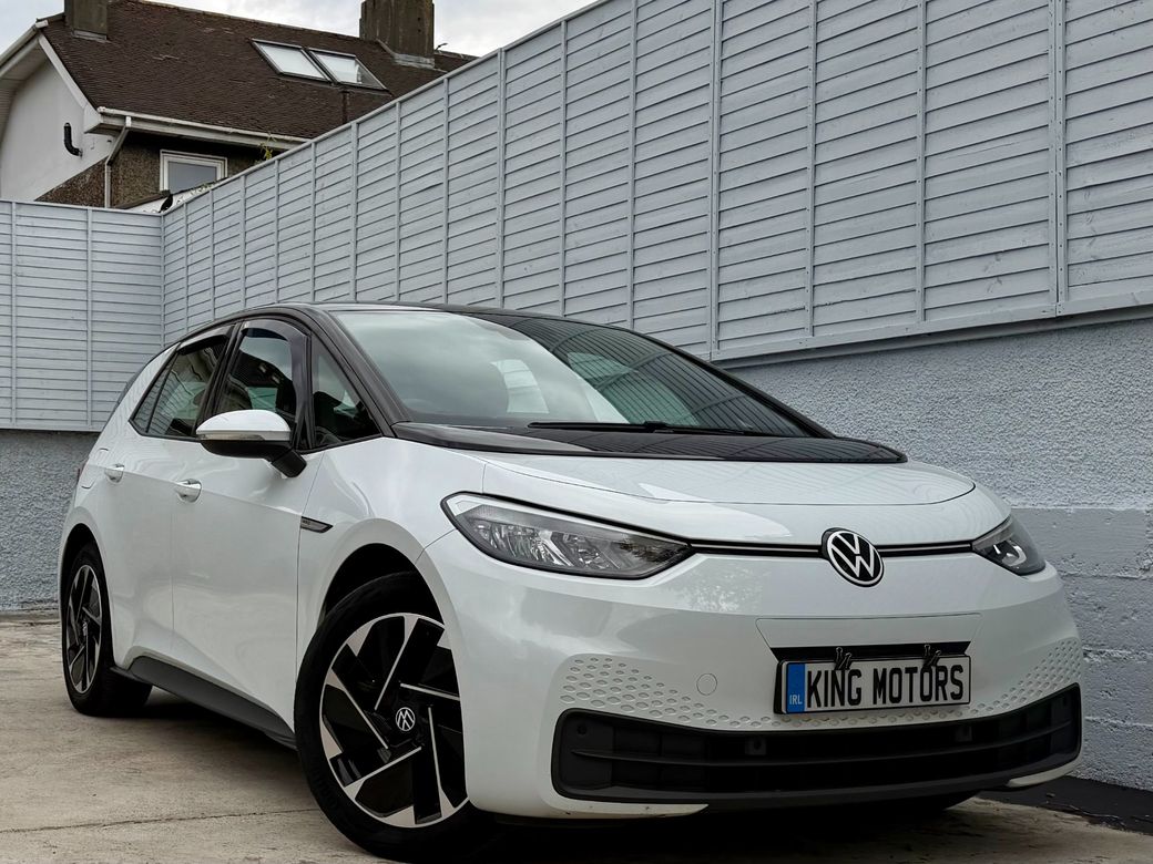 Image for 2022 Volkswagen ID.3 LIFE PRO PERFORMANCE / ALLOYS / PARK SENSORS / 58 KWH / ONE OWNER / *FINANCE PACKAGES AVAILABLE*