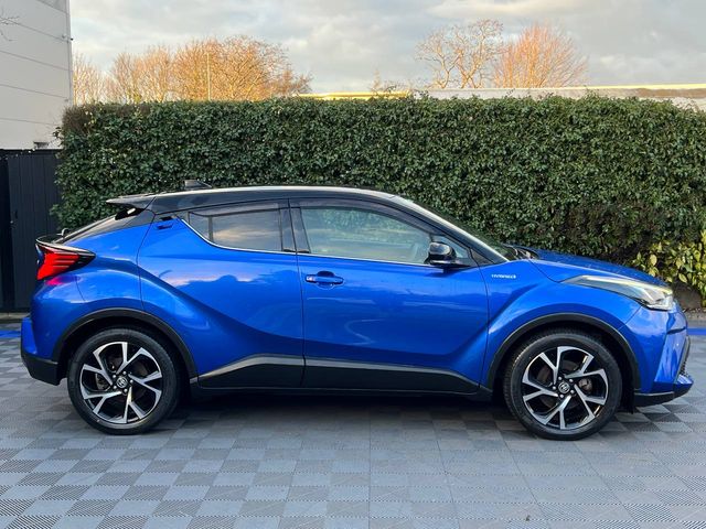 Image for 2019 Toyota C-HR 1.8 HYBRID // SERVICE HISTORY // TOP VIEW PARKING CAMERAS // DUAL ZONE CLIMATE CONTROL