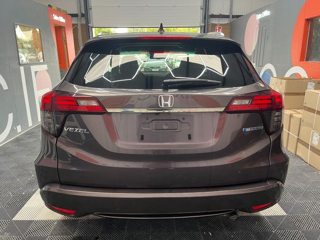 Image for 2018 Honda Vezel 2018 HONDA VEZEL HYBRID Z 1.5 AUTOMATIC / CRUISE CONTROL / PARKING CAMERA / HEATED SEATS AND MORE