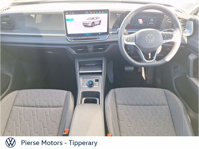 Image for 2025 Volkswagen Tayron Tayron Match Tsi Phev S-A Match TSi 204 eHybrid PHEV 19.7 kWh DSG Auto Start/Stop