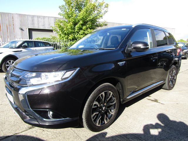 Image for 2017 Mitsubishi Outlander PHEV JURO