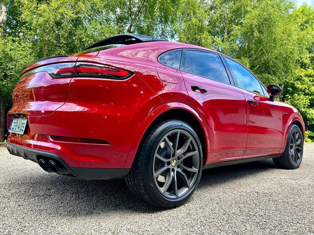 Image for 2022 Porsche Cayenne COUPE E-HYBRID 