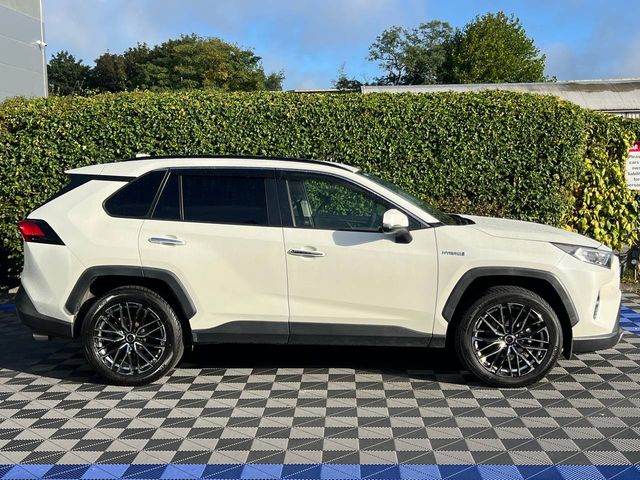 Image for 2020 Toyota Rav4 G-SPEC 4WD 2.5 HYBRID AUTO // ADAPTIVE CRUISE CONTROL // LEATHER HEATED SEATS // DIAMOND CUT ALLOYS