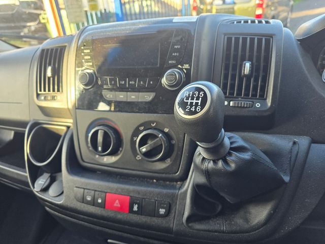 Image for 2016 Peugeot Boxer 440 L4H2 HDI