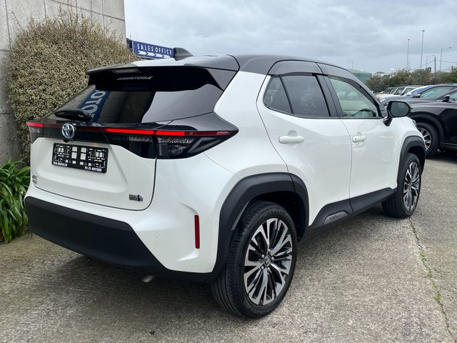 Image for 2022 Toyota Yaris Cross Z HYRBID AUTOMATIC 1.5 PETROL //HIGH SPEC//HALF LEATHER HEATED SEATS//360 PARKING CAMERAS//ADAPTIVE CRUISE CONTROL//KEYLESS ENTRY//