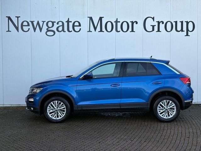 Image for 2022 Volkswagen T-Roc Design 1.0 TSI M6F 110HP 5DR