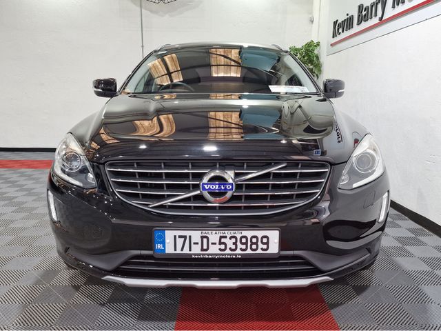 Image for 2017 Volvo XC60 2.0 D4 SE LUX NAV 190BHP AUTOMATIC **TOP SPEC / ACTIVE BENDING HEADLIGHTS / CRUISE CONTROL / FULL BLACK LEATHER / HEATED FRONT SEATS / KEYLESS ENTRY / SAT NAV / FULL VOLVO SERVICE RECORD**