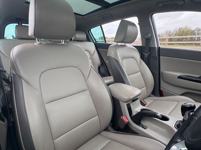 Image for 2018 Kia Sportage Platinum Sumroof 1.7D Bluetooth, Rear Parking Sensors, Touch Screen Infotainment System, Multi-Function Steering Wheel, 