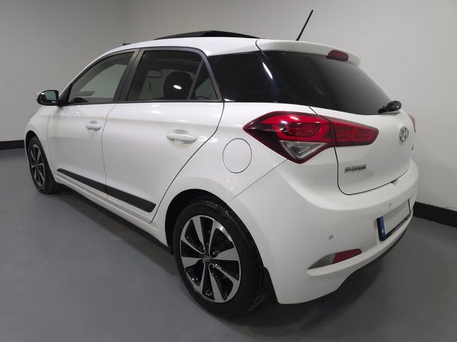 Image for 2015 Hyundai i20 