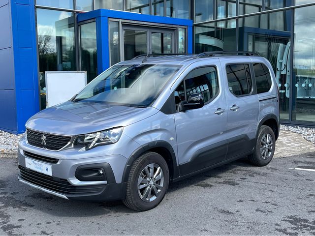 Image for 2023 Peugeot Rifter Wheelchair Accessible SWB manual