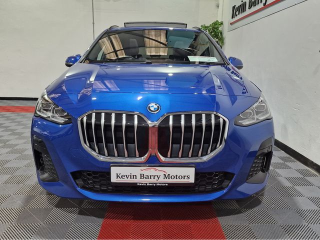 Image for 2022 BMW 2 Series Active Tourer 225E M SPORT (PAN ROOF) X-DRIVE AUTOMATIC **ONE OWNER / APPLE CARPLAY / CRUISE CONTROL / COMFORT ACCESS / ELECTRIC SUNROOF / ELECTRIC BOOTLID / HEATED FRONT SEATS / SAT NAV / WIRELESS PHONE CHARGING**