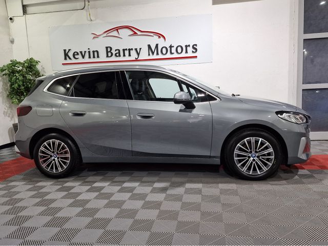 Image for 2023 BMW 2 Series Active Tourer 225E LUXURY (PLUG IN HYBRID) X-DRIVE AUTOMATIC **ONE OWNER / APPLE CARPLAY & ANDROID AUTO / CRUISE CONTROL / ELECTRIC BOOTLID / FULL BLACK LEATHER / HEATED FRONT SEATS / REVERSE CAMERA / SAT NAV**