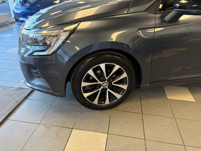 Image for 2023 Renault Clio Evolution TCE 90 Dfull MY23 5D