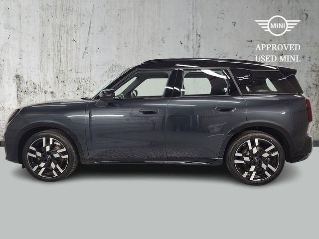Image for 2025 Mini Countryman C