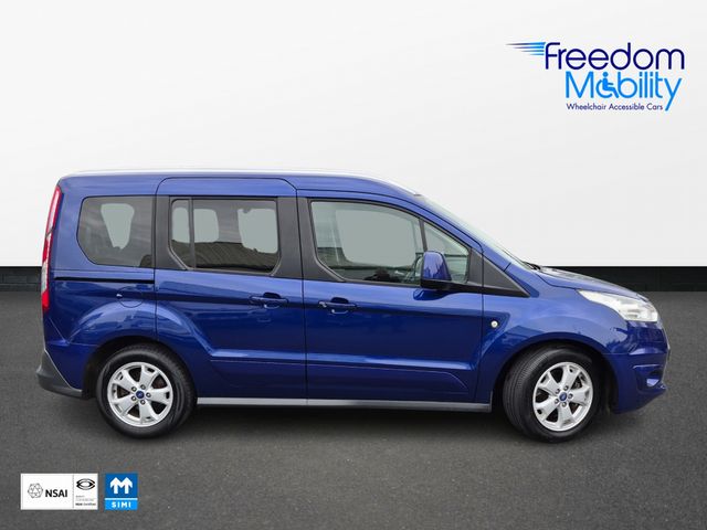 Image for 2016 Ford Tourneo Connect Lowered Floor Wheelchair Access