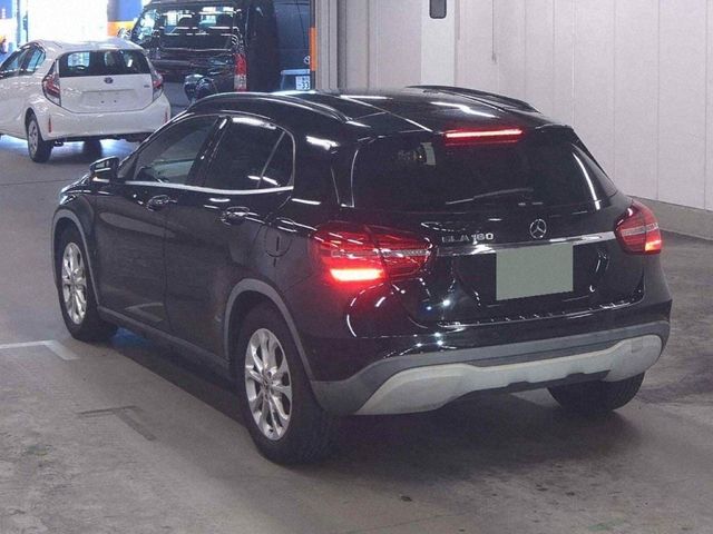 Image for 2017 Mercedes-Benz GLA Class GLA180 1.6 AUTOMATIC - BLACK HALF LEATHER - PADDLE SHIFT - ELECTRIC BOOT - REVERSE CAMERA