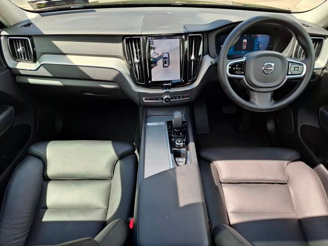 Image for 2025 Volvo XC60 T6 PLUS DARK THEME PHEV SUNROOF