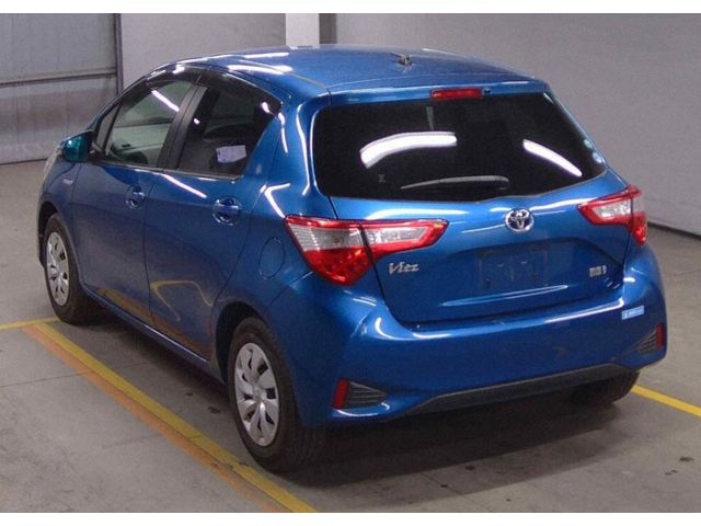 Image for 2017 Toyota Yaris Vitz 