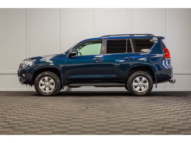 Image for 2023 Toyota Landcruiser LWB