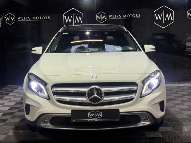 Image for 2015 Mercedes-Benz GLA Class SUNROOF GLA 180 AMG ALLOYS
