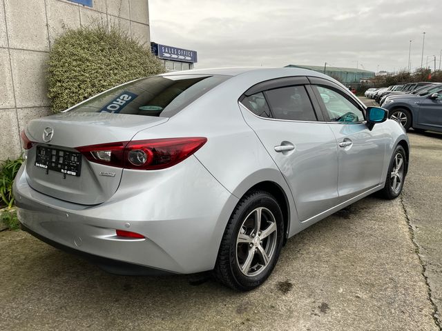 Image for 2018 Mazda Mazda3 AXELA/MAZDA 3 S 1.5 PETROL MANUAL //LOW MILES//BOSE SOUND//KEYLESS ENTRY//REVERSE CAMERA//