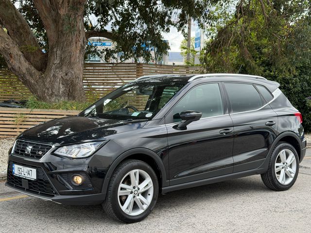 Image for 2019 SEAT Arona FR. WIRELESS PHONE CHARGER. 2 KEYS
