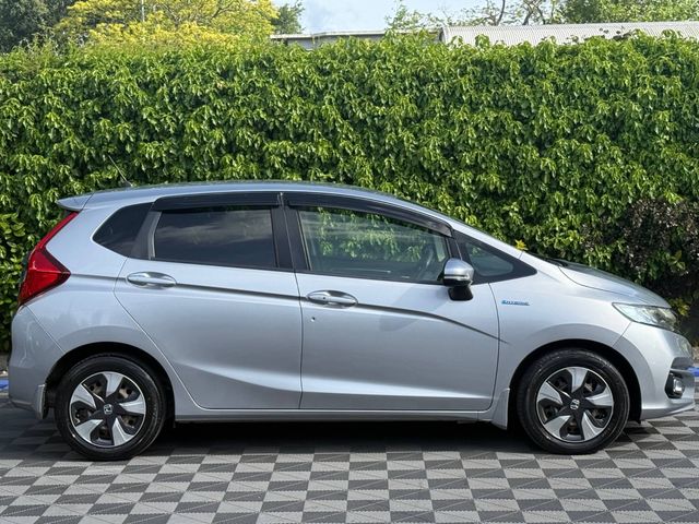 Image for 2017 Honda Fit F-PACKAGE 1.5 HYBRID AUTO // SERVICE HISTORY // REVERSE CAMERA // LANE ASSIST