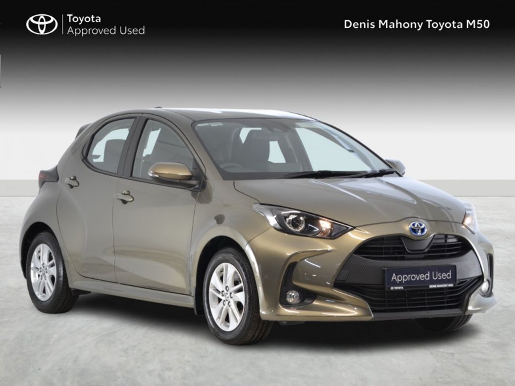 Image for 2023 Toyota Yaris Luna Hybrid Auto