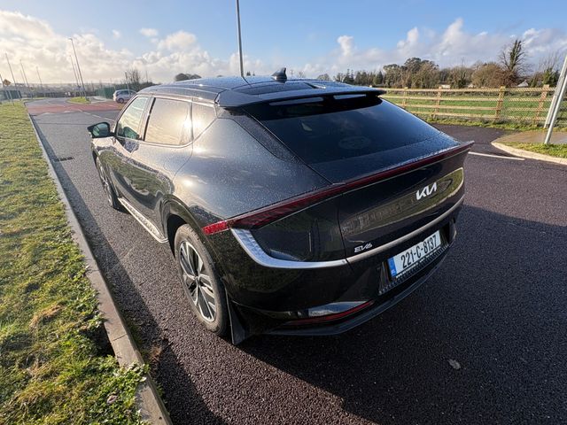 Image for 2022 Kia EV6 Premium spec , 77KW! 1 owner from new warranty till 2029** Touch Screen Infotainment System, Reversing Camera, Multi-Function Steering Wheel, Electronic handbrake, 