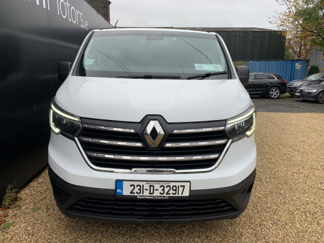 Image for 2023 Renault Trafic 2.0 DCI 130 PS LWB BUSINESS + // PRICE EXCL. VAT // ONE OWNER // CRUISE, AIR CON AND REAR PARKING SENSORS // 01/27 CVRT // 