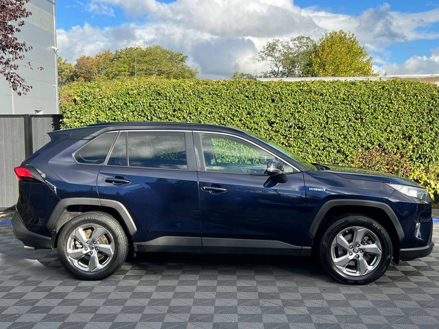 Image for 2021 Toyota Rav4 SOL 2.5 HYBRID AUTO // LEATHER HEATED SEATS // SATELLITE NAVIGATION // LANE ASSIST