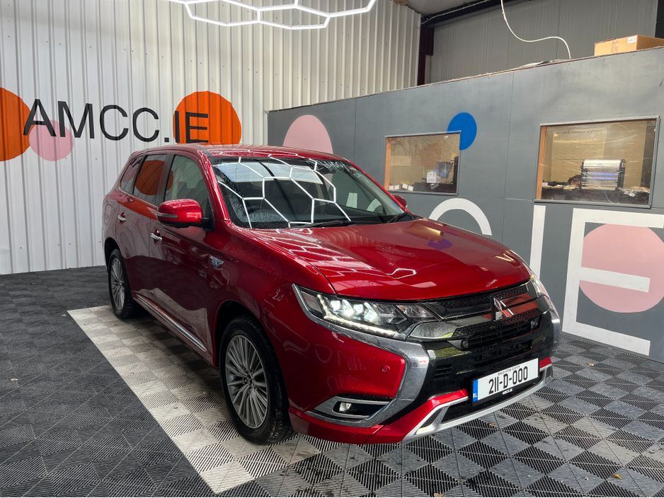 Image for 2021 Mitsubishi Outlander €25950 2021 MITSUBISHI OUTLANDER G PACKAGE PHEV 2.4 AUTOMATIC / CRUISE CONTROL / 360° CAMERA / ELECTRIC MEMORY & HEATED SEATS / PADDLE SHIFTERS / HEATED STEERING WHEEL AND MORE