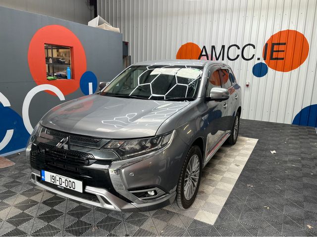 Image for 2019 Mitsubishi Outlander €21950 2019 MITSUBISHI OUTLANDER 4WD PHEV 2.4 AUTOMATIC / CRUISE CONTROL / 360° CAMERA / ELECTRIC MEMORY & HEATED SEATS / PADDLE SHIFTERS / HEATED STEERING WHEEL AND MORE