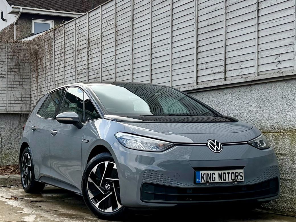 Image for 2022 Volkswagen ID.3 LIFE PRO PERFORMANCE / ALLOYS / PARK SENSORS / 58 KWH / ONE OWNER / *FINANCE PACKAGES AVAILABLE*