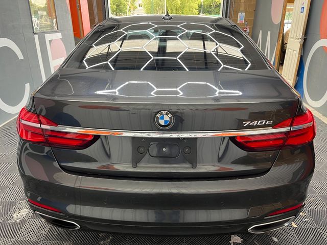 Image for 2016 BMW 7 Series 2016 BMW 740e PLUG-IN HYRBID / COOLED & HEATED SEATS , REVERSE CAMERA , ADAPTIVE CRUISE & MORE