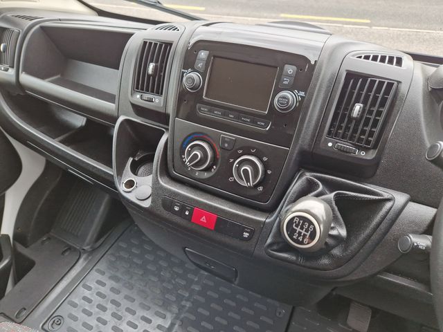 Image for 2020 Peugeot Boxer 335 PRO L2H2 Bhdi