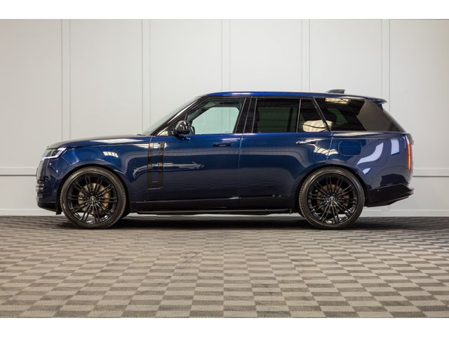 Image for 2023 Land Rover Range Rover P440e SE