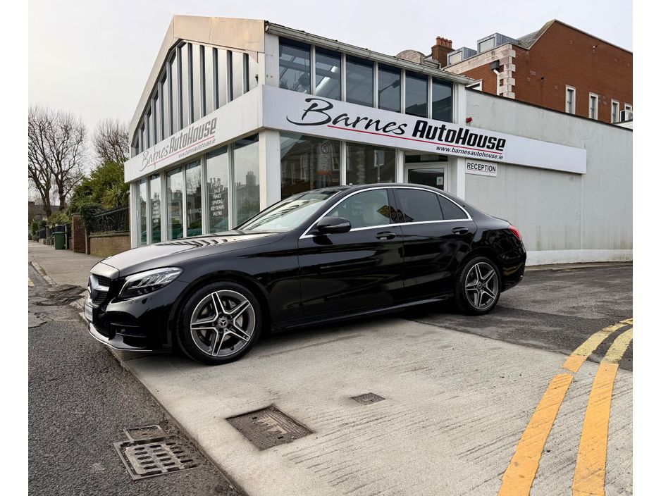 Image for 2020 Mercedes-Benz C Class *TINY MILAGE* C180 *AMG LINE* AUTO 4DR