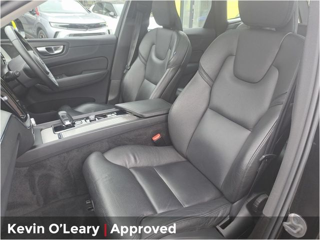 Image for 2023 Volvo XC60 T6 Recharge PHEV Plus Dark