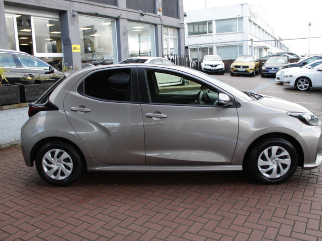 Image for 2021 Toyota Yaris 1.5 5DR HATCHBACK AUTOMATIC 