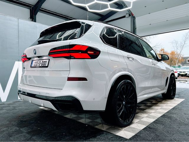 Image for 2023 BMW X5 2023 BMW X5 M-SPORT 50e xDRIVE / 14k KMs / HARMON KARDON SOUND / 360° CAMERAS / PAN ROOF / HUGE SPEC 
