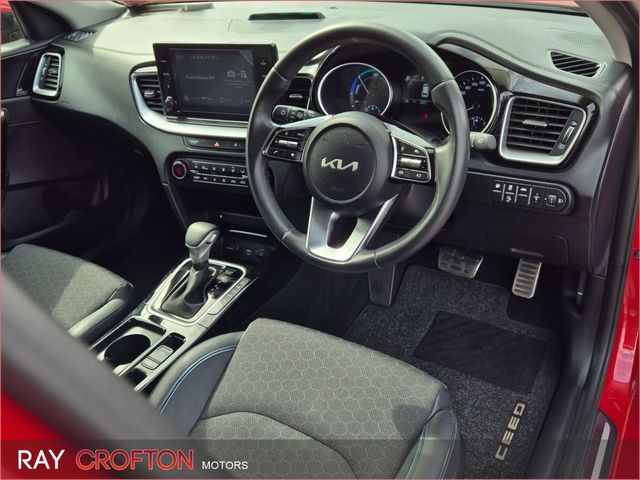 Image for 2022 Kia Ceed 1.6 GDI PHEV ESTATE