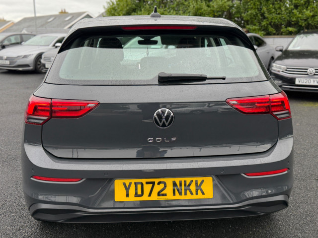 Image for 2022 Volkswagen Golf LIFE TDI