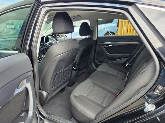 Image for 2015 Hyundai i40 Executive 1.7 Diesel