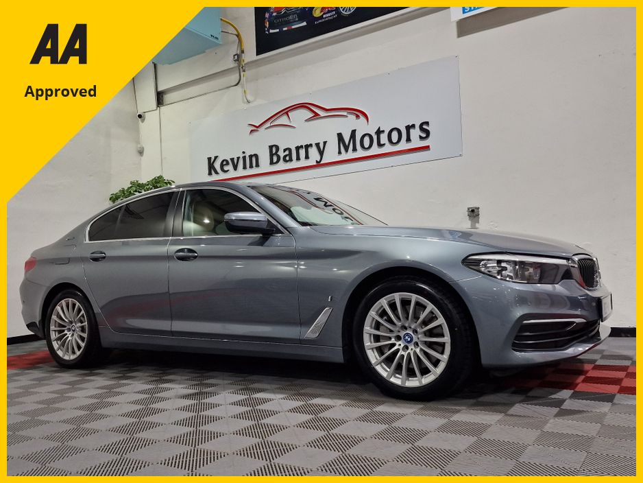 Image for 2018 BMW 5 Series 530E SE (PLUG IN HYBRID) AUTOMATIC **VERY LOW MILEAGE / 18" ALLOY WHEELS / BLUETOOTH INTEGRATION / CRUISE CONTROL / CANBERRA BEIGE DAKOTA LEATHER / HEATED FRONT SEATS / SAT NAV / REAR TINTED GLASS**