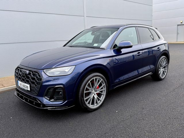 Image for 2021 Audi Q5 35 TDI S-T S Line Launch 5D